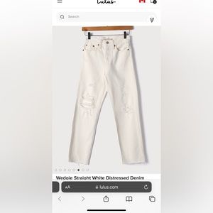 Levi’s wedgie distressed white button fly jeans, size 25